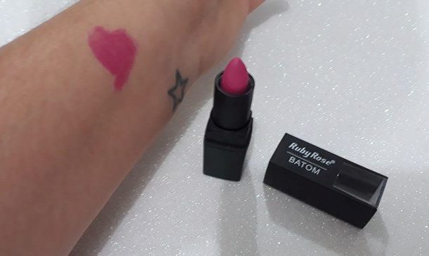 Resenha Batom Ruby Rose Matte 219 Rosa