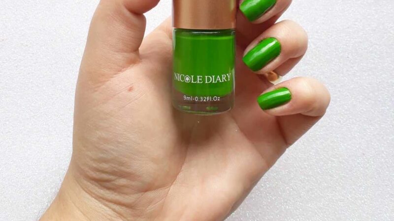 Esmalte Verde – Nicole Diary