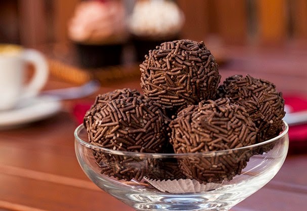 Receita: Brigadeiro sem Leite Condensado!