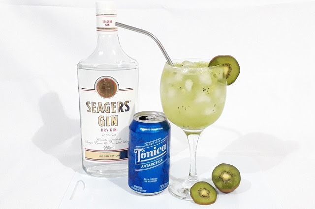 Como fazer um delicioso Drink de Gin Tônica e Kiwi